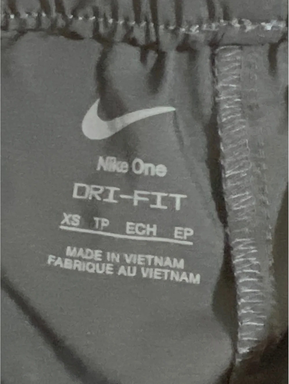 Nike One Dri-FIT Lightweight Polyester Jogger Pants XS